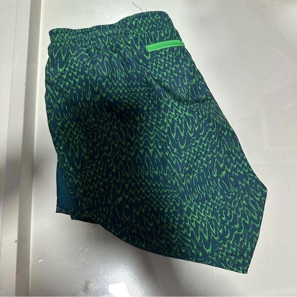 Nike Dri-Fit Shorts - Picture 4 of 4